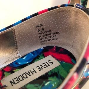 Steve Madden Shoes - Steve Madden Multi-Coloured Flats Steve Madden Shoes - Steve Madden Multi-Coloured Flats